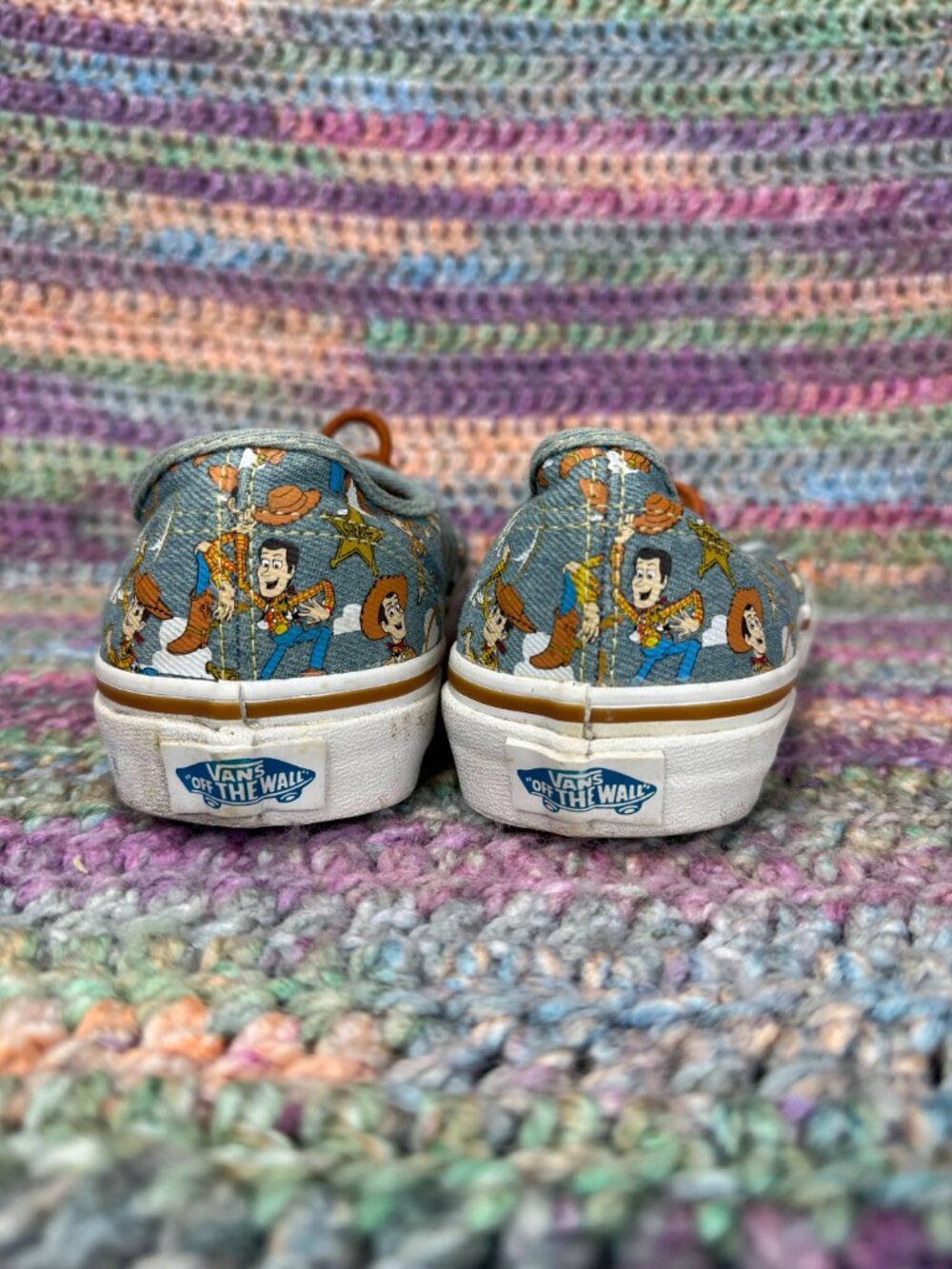 VANS Disneys Pixar Toy Story Sheriff Woody Denim Shoes Size 5.5 - Picture 2 of 6